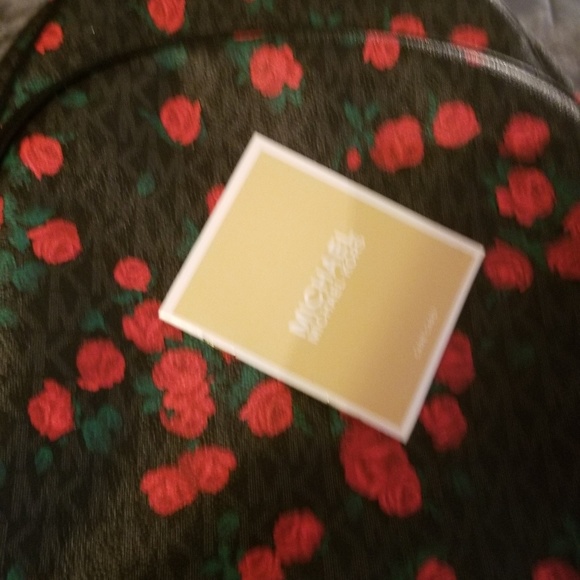 Michael Kors backpack and wallet set - Picture 3 of 4